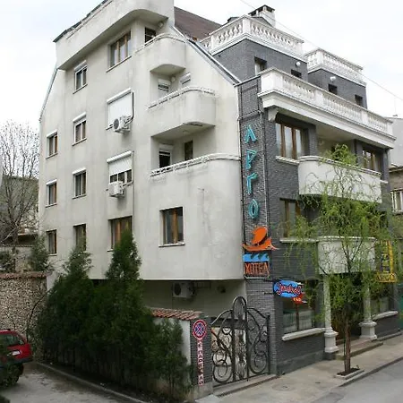 阿尔戈家庭酒店 酒店